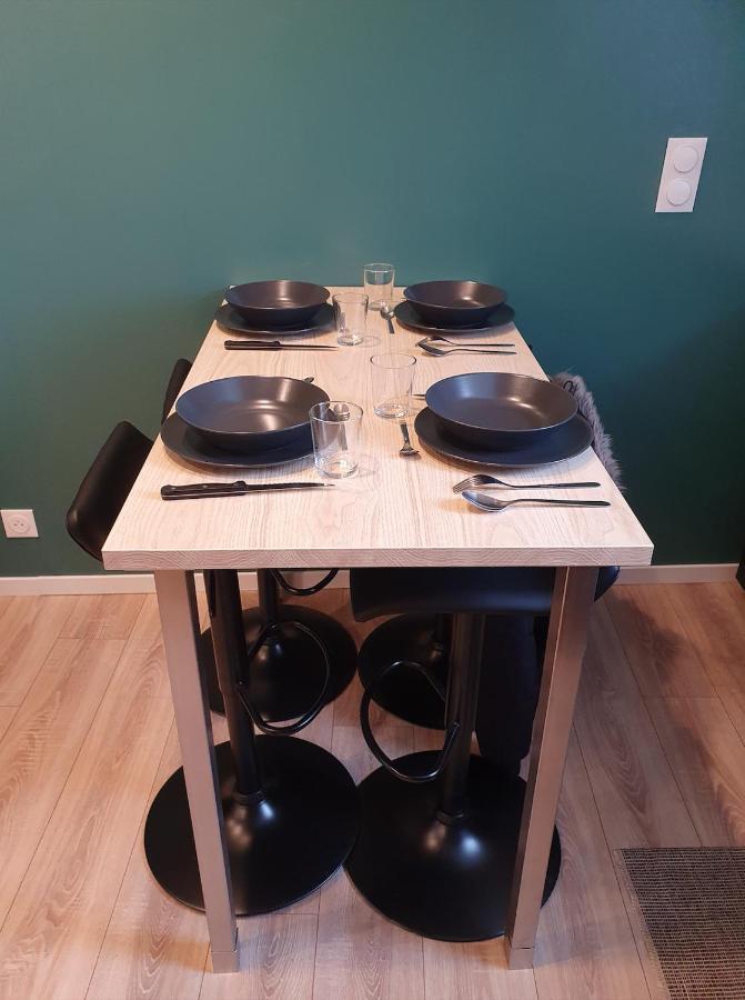 Le Nantais - Appartement Avec Chambre - Hypercentre De Nantes Esterno foto